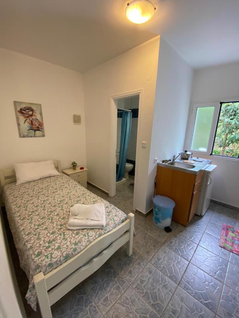 Casa De Blue Studios Lourdata  Bagian luar foto